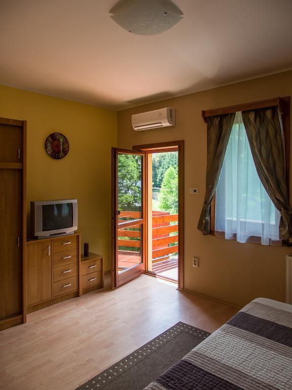 Aqua Apartman Gyula Quarto foto