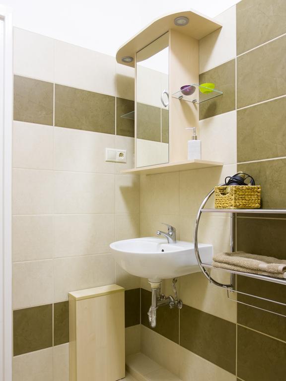 Aqua Apartman Gyula Quarto foto